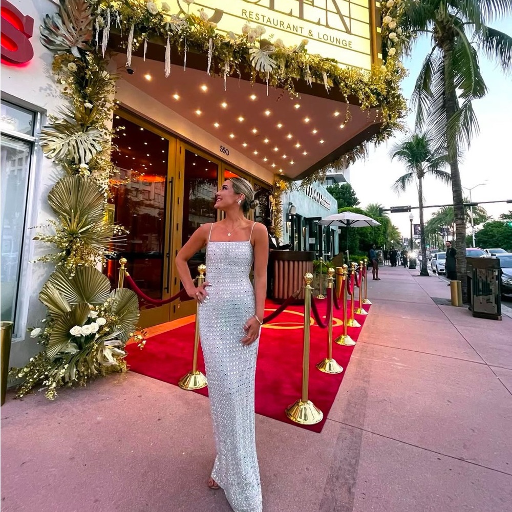 OH POLLY DRESS size 4 wore once for NYE last year- absolutely gorgeous